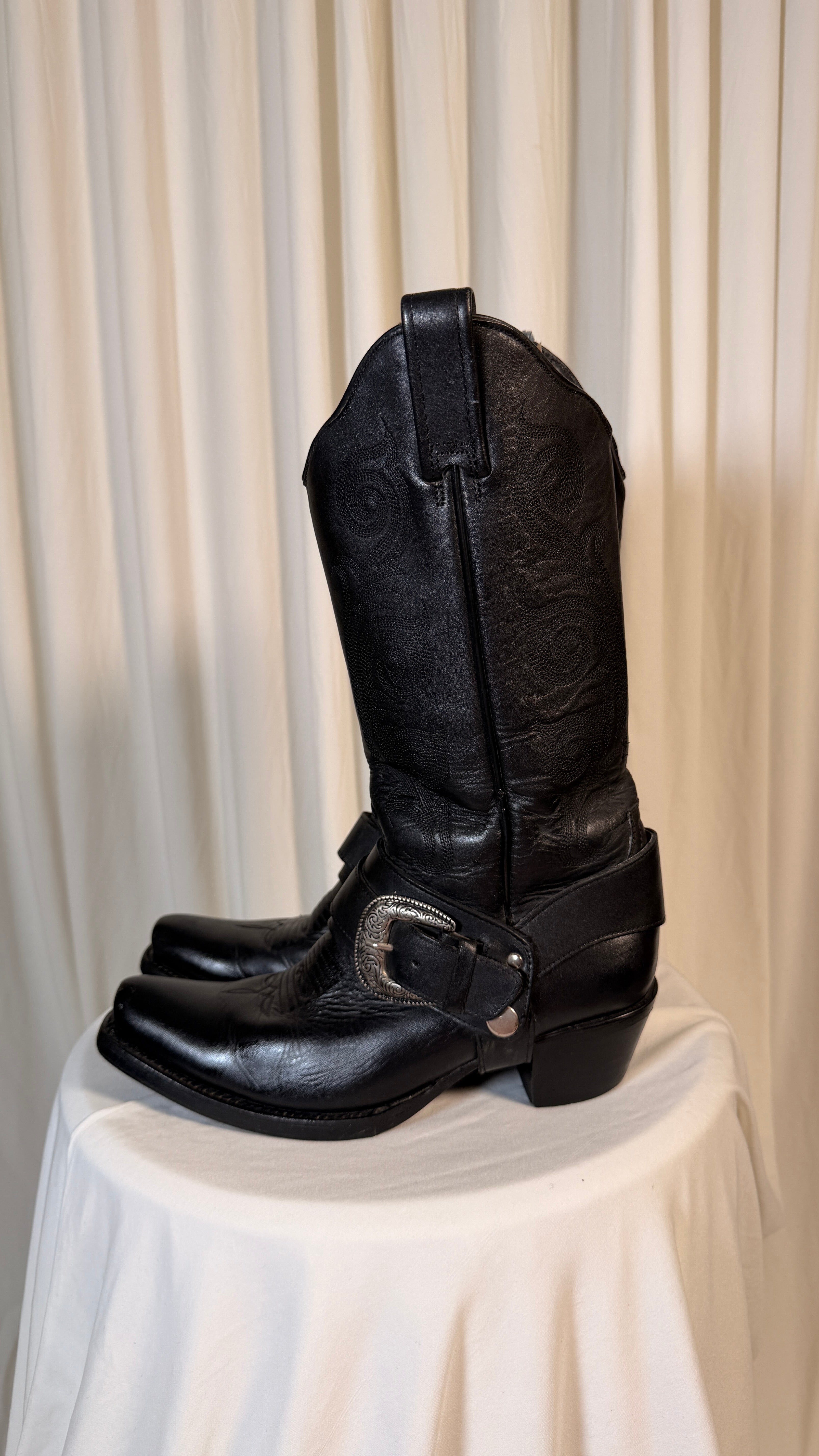 Vintage Western buckle Boots [ 39] – Ruhu Vintage