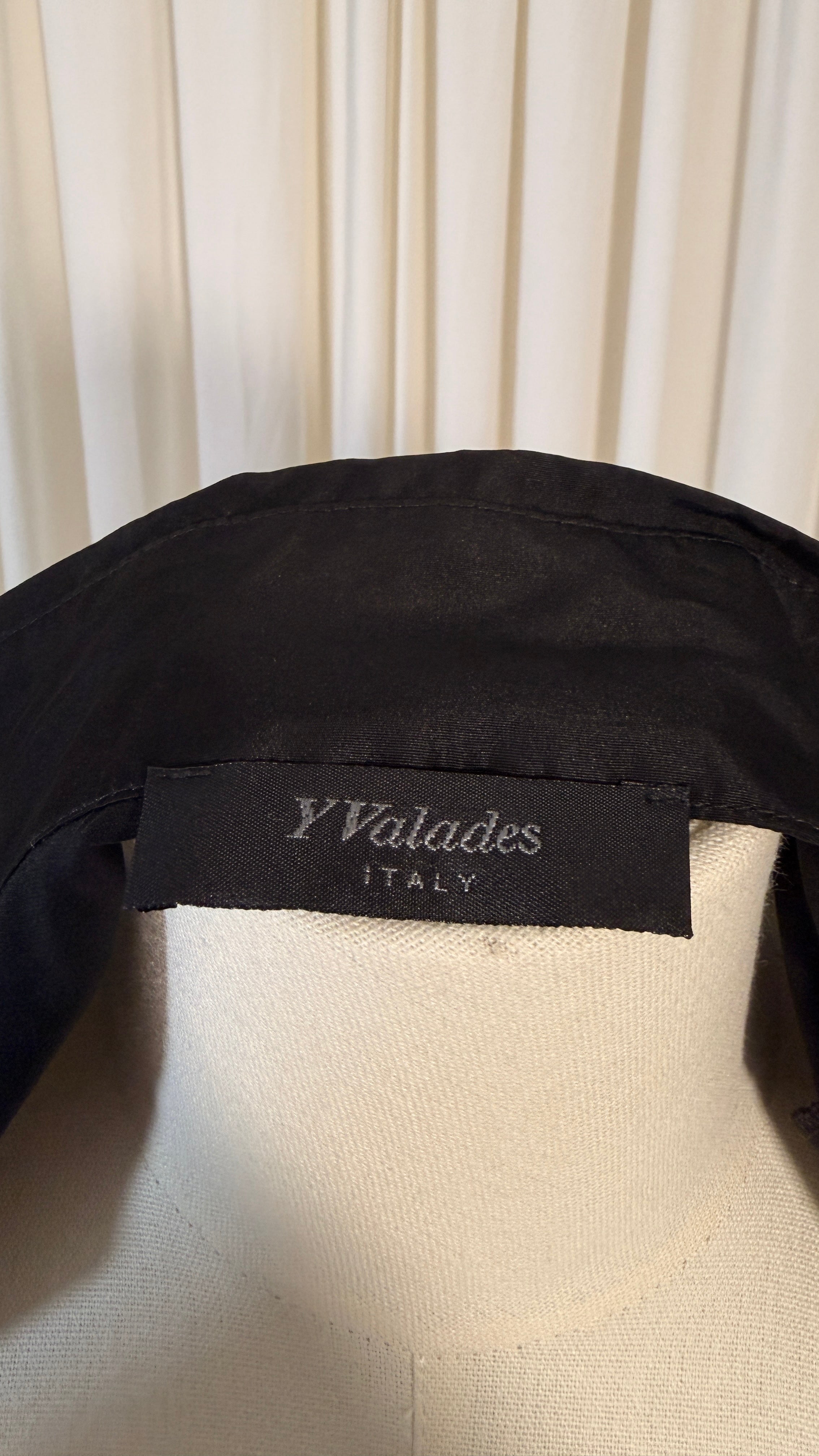 Blouse vintage en soie noire [XS]