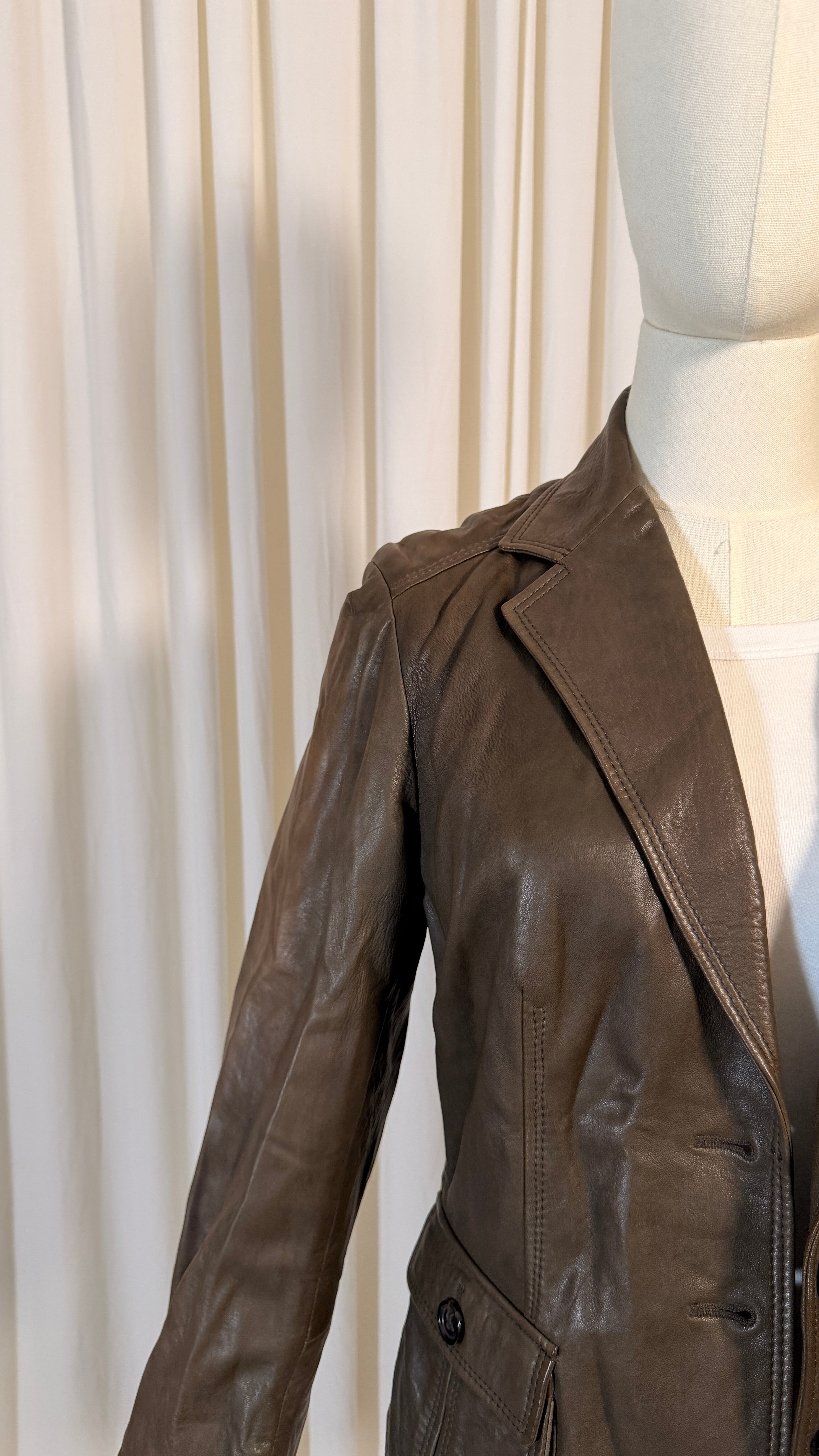 Blazer en cuir vintage [H]