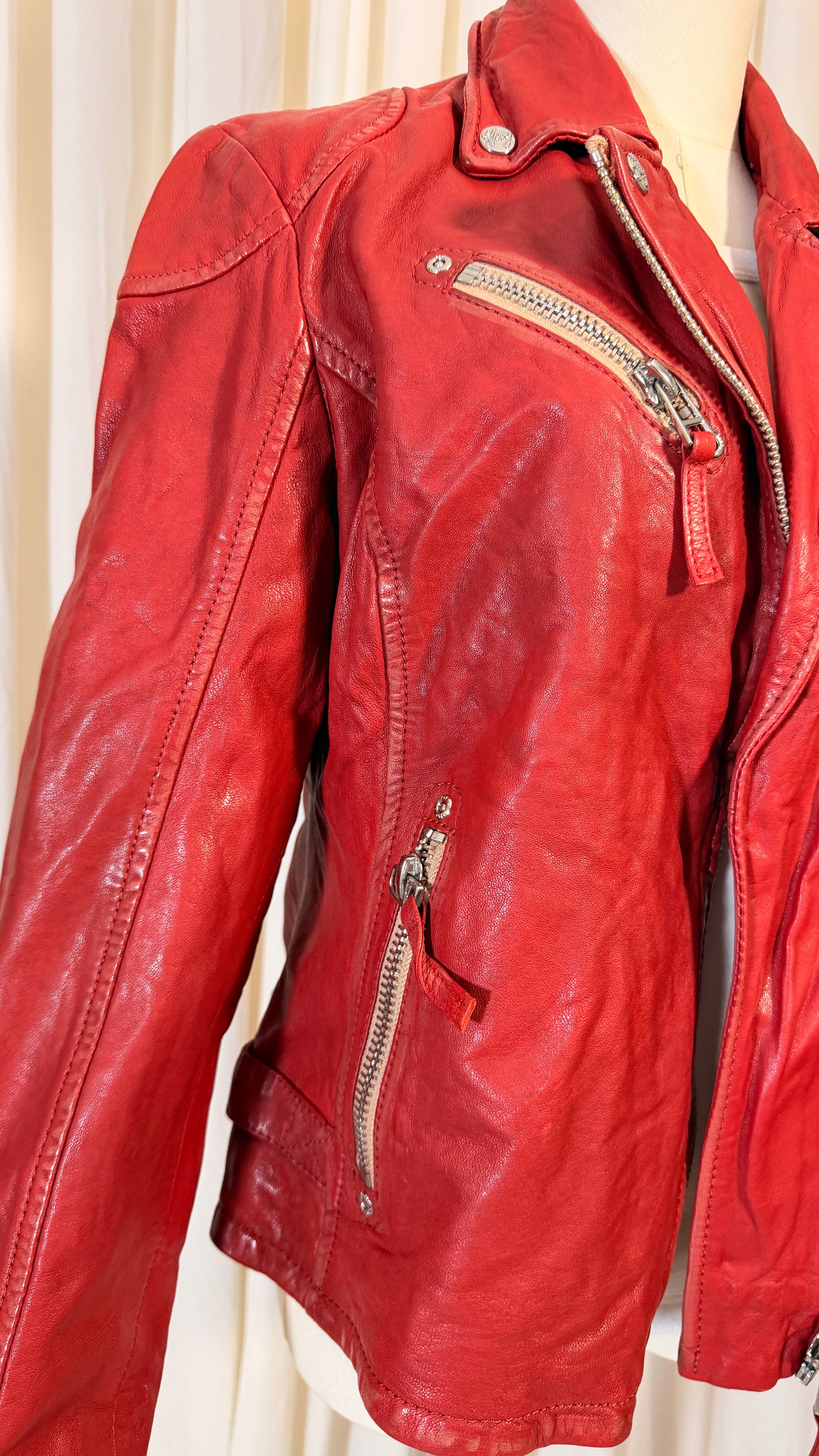 Blouson de motard en cuir rouge [L]