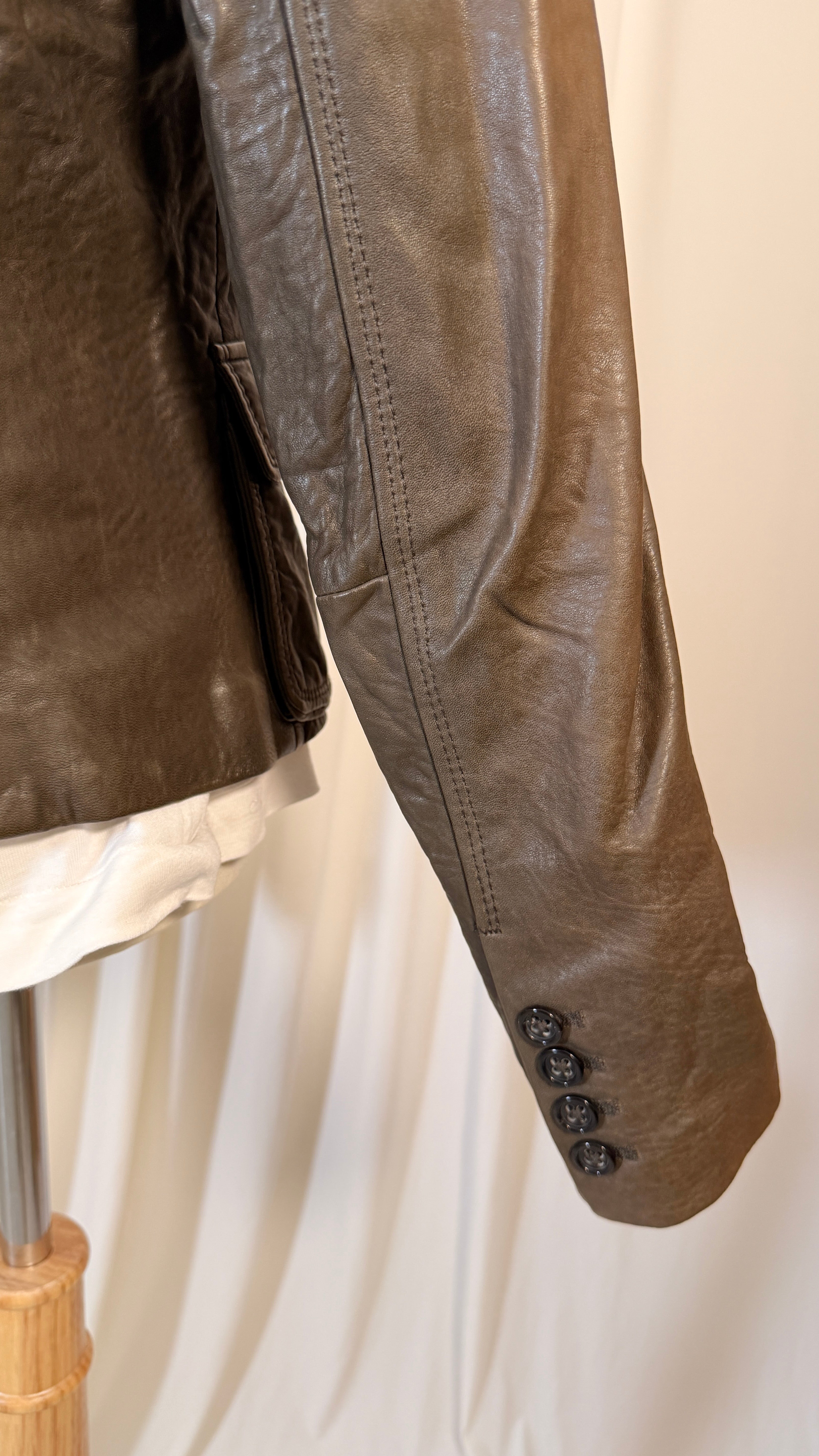 Blazer en cuir vintage [H]