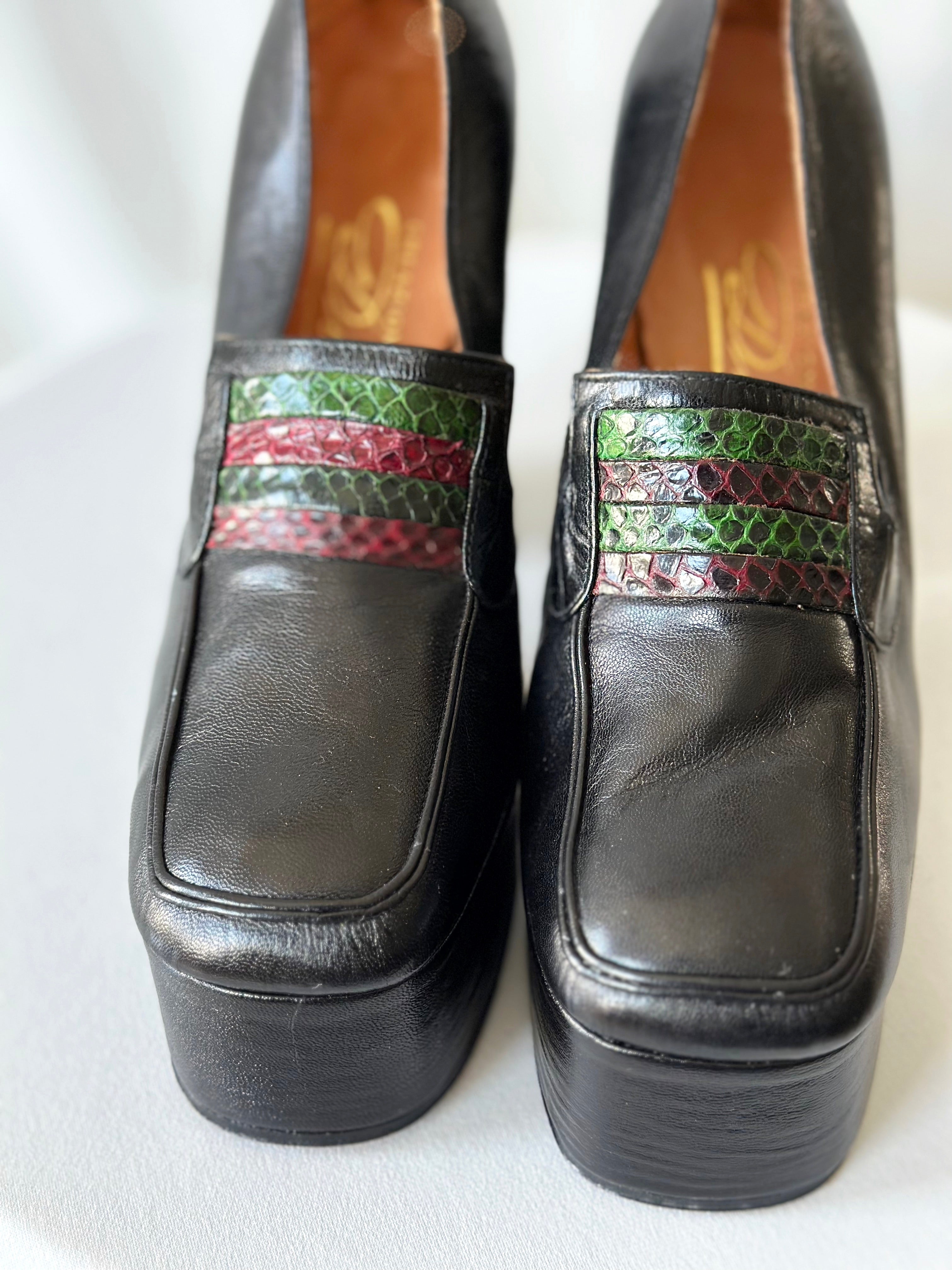 Vintage Platform shoes [37]