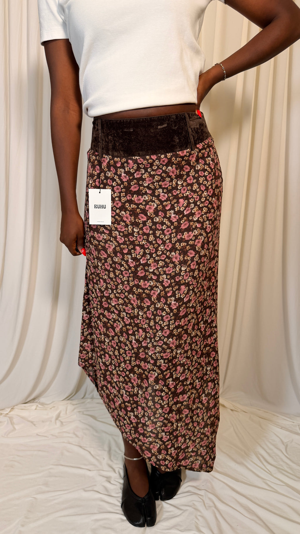 Vintage asymmetric Skirt [36]