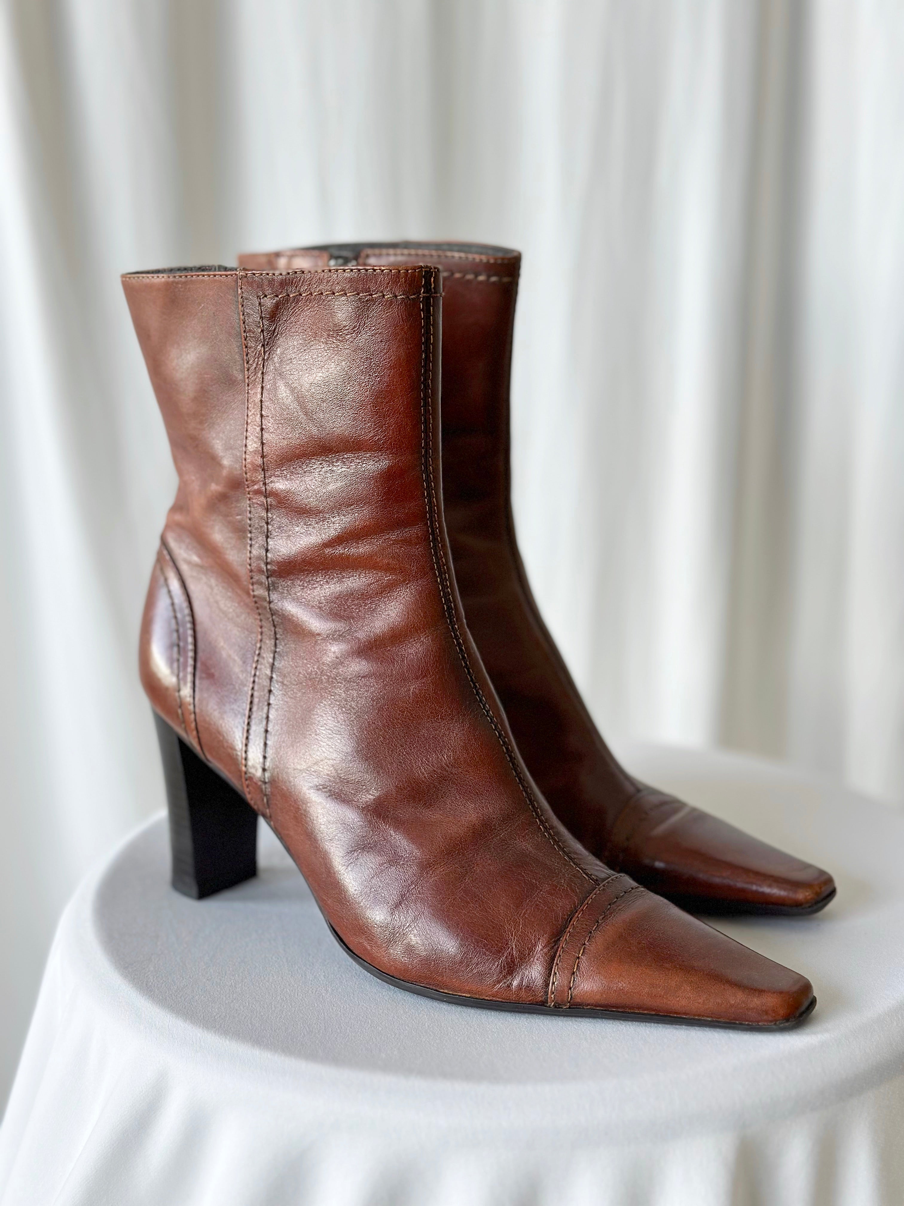 Brown Ankle Boots [40]