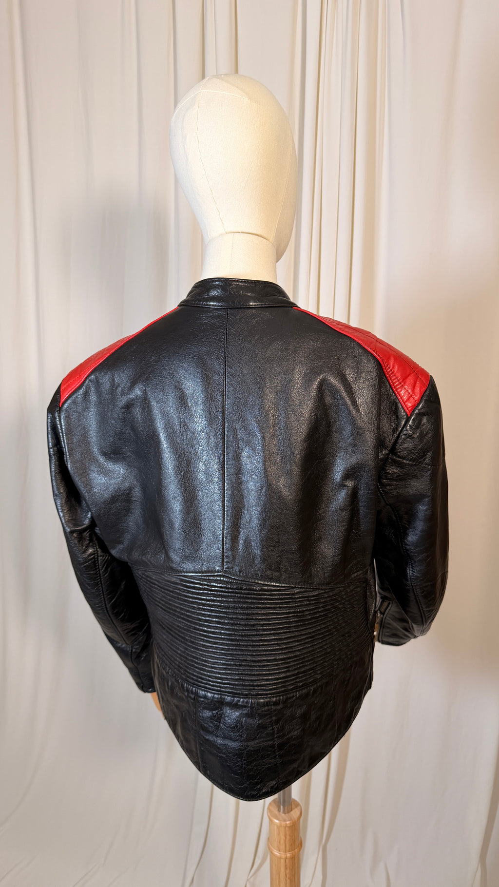 Blouson Motard Vintage en Cuir Rouge