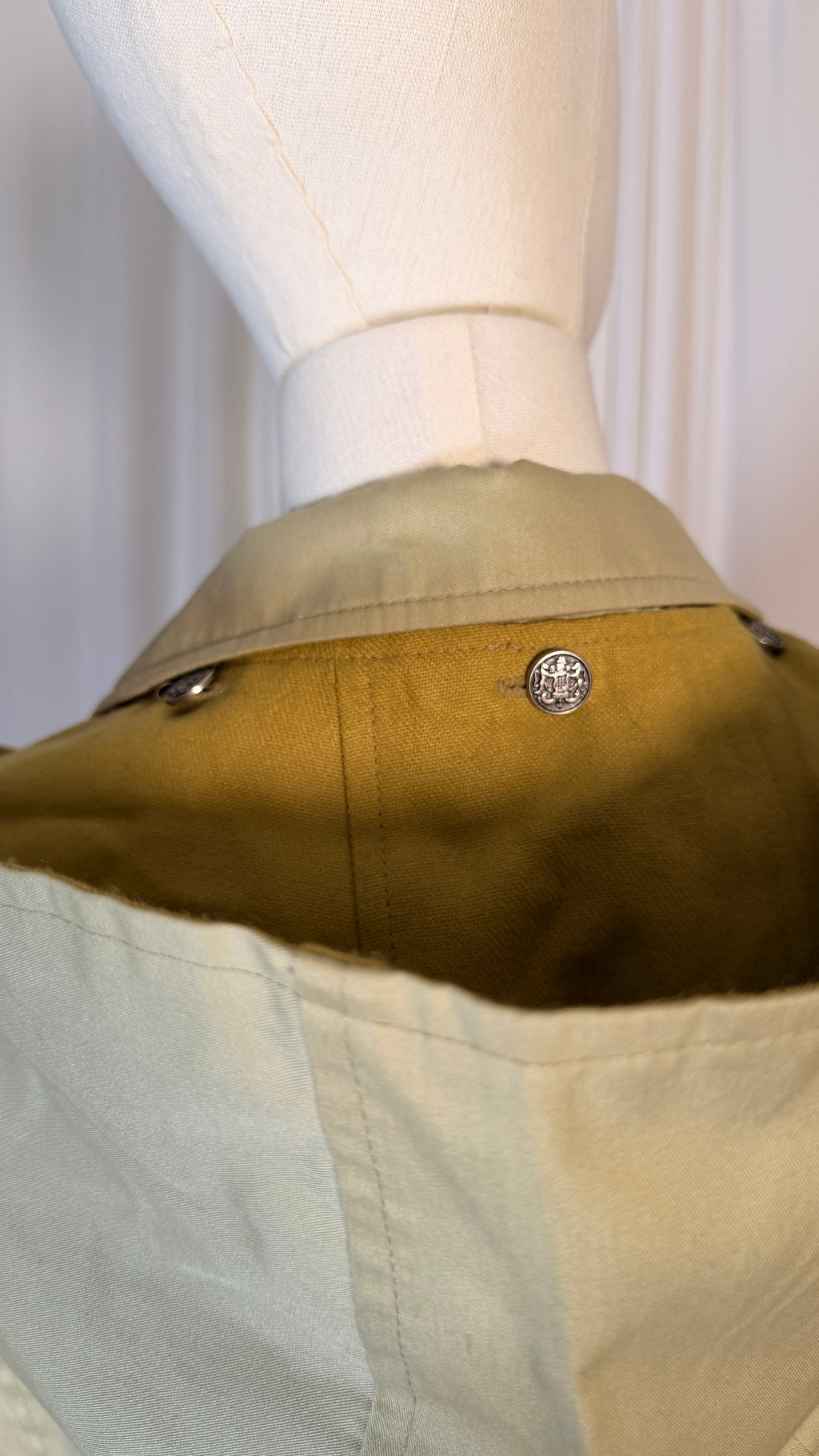 Cape crème vintage