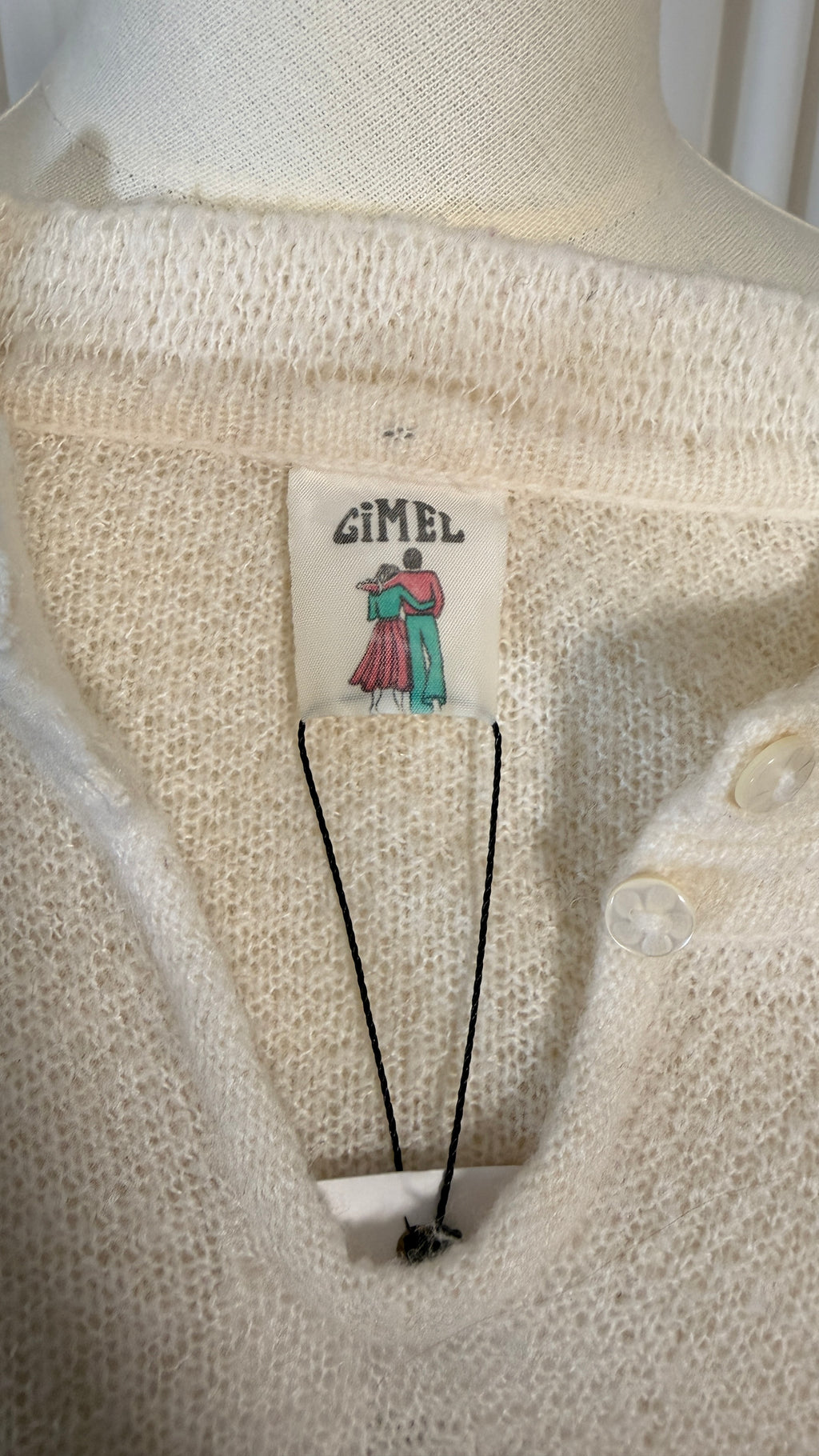 Vintage Cream Bouquet Sweater [M]