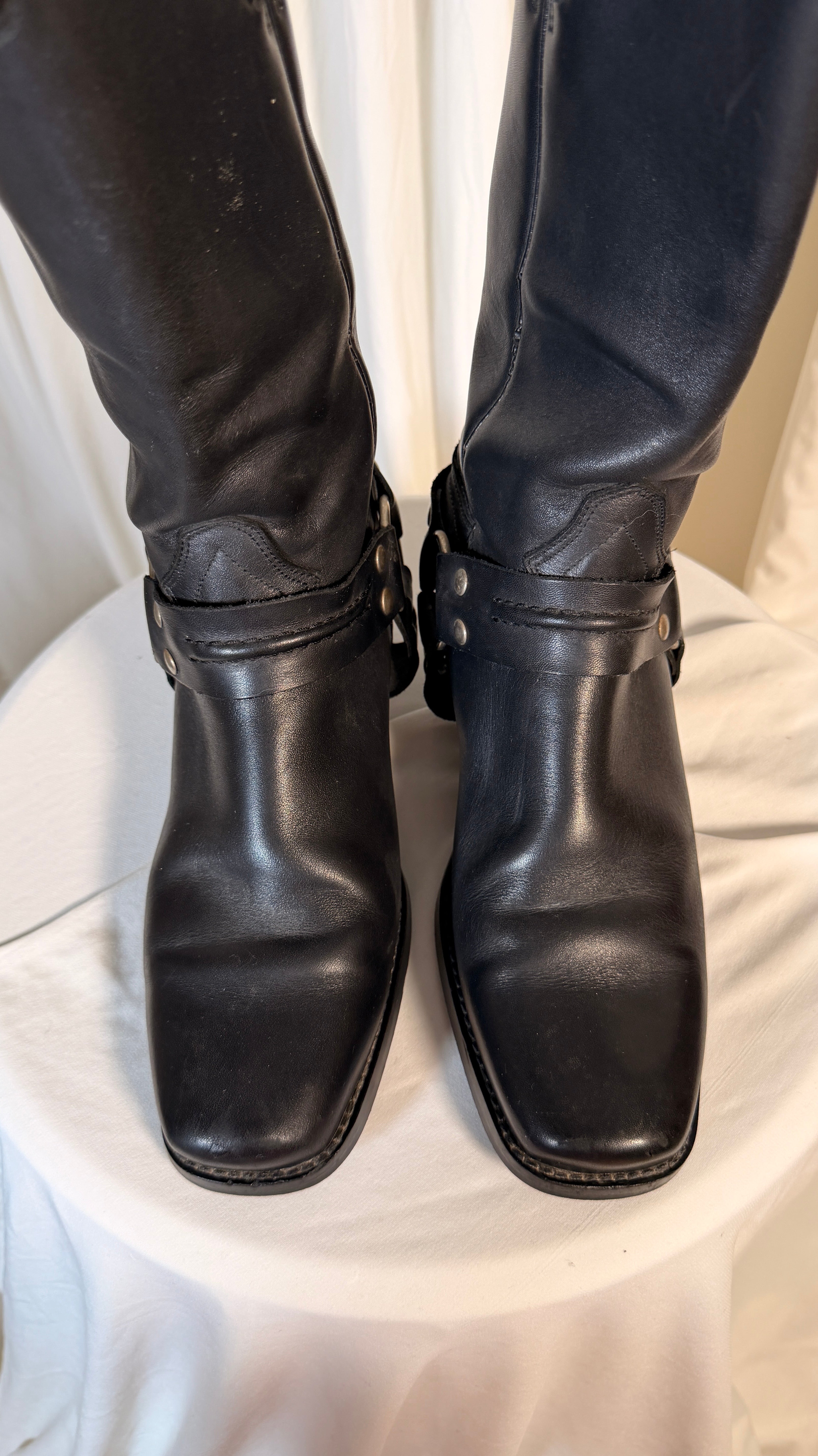 Vintage Western boots [39]