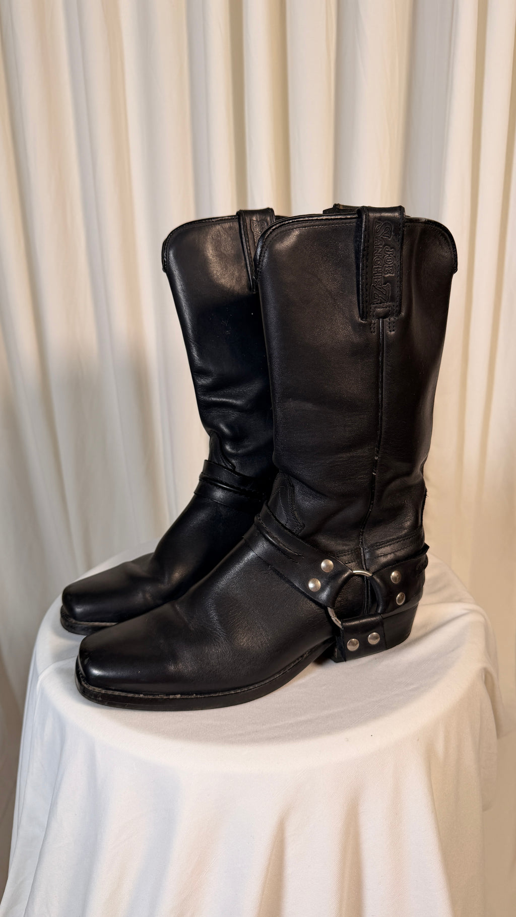 Vintage Western boots [39]