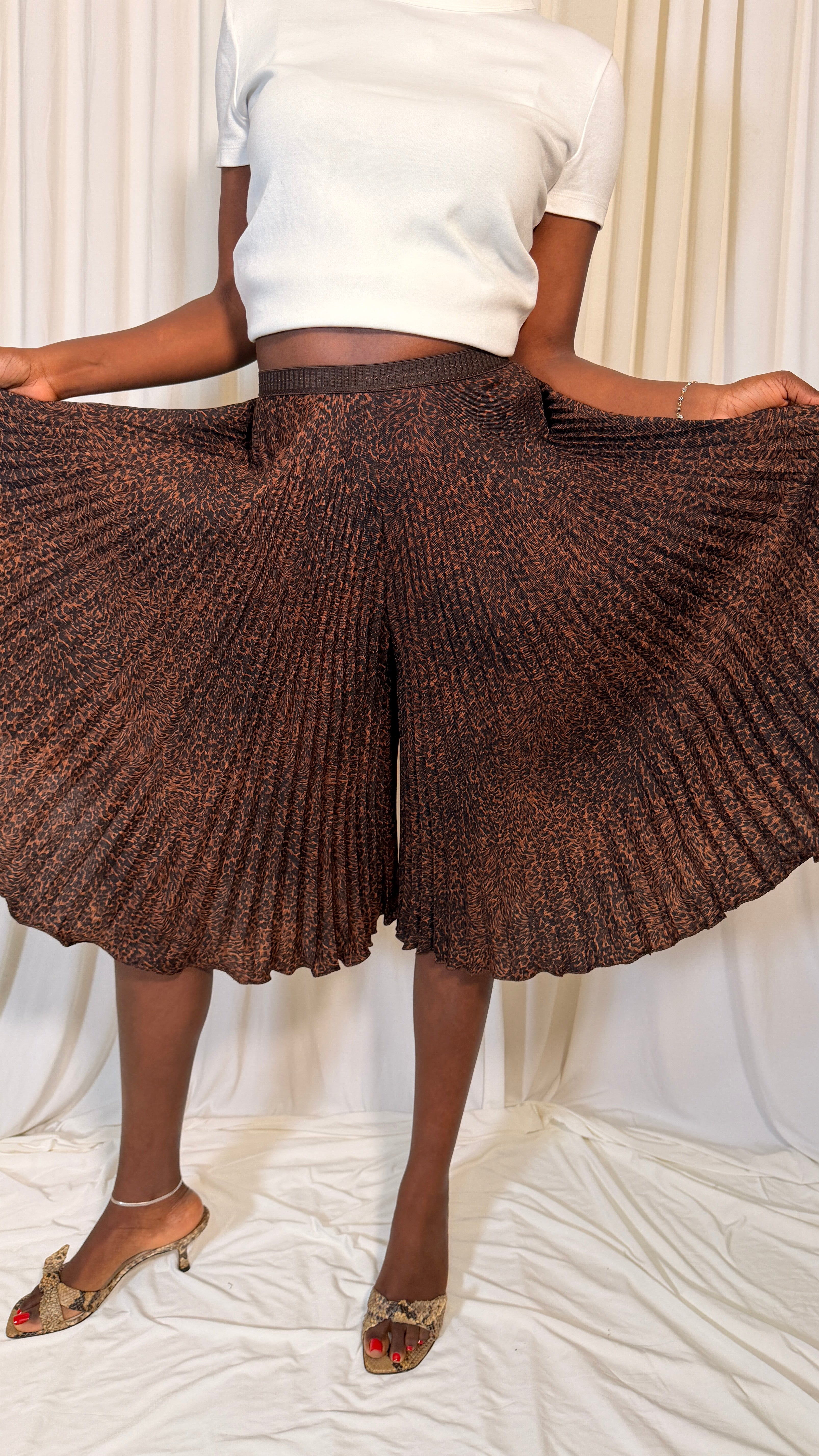 Vintage pleated Jorts [36]