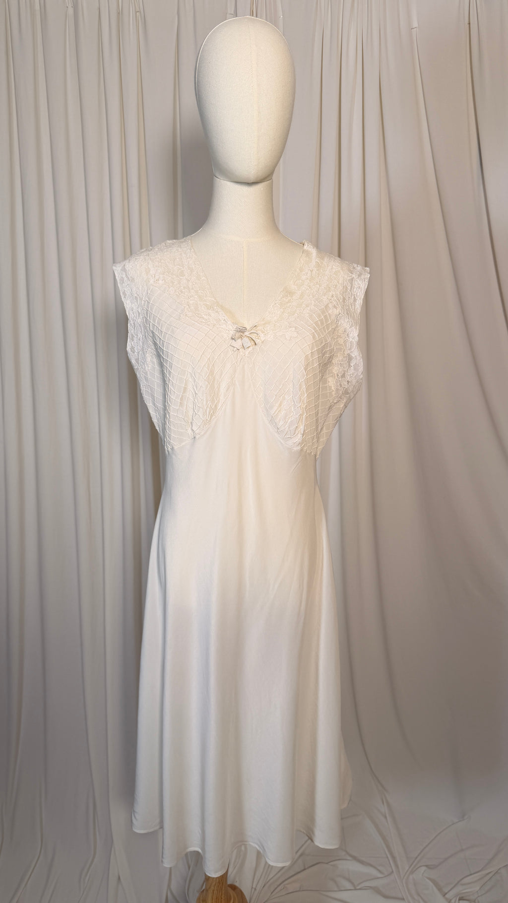 Vintage Silk Night Dress [M]