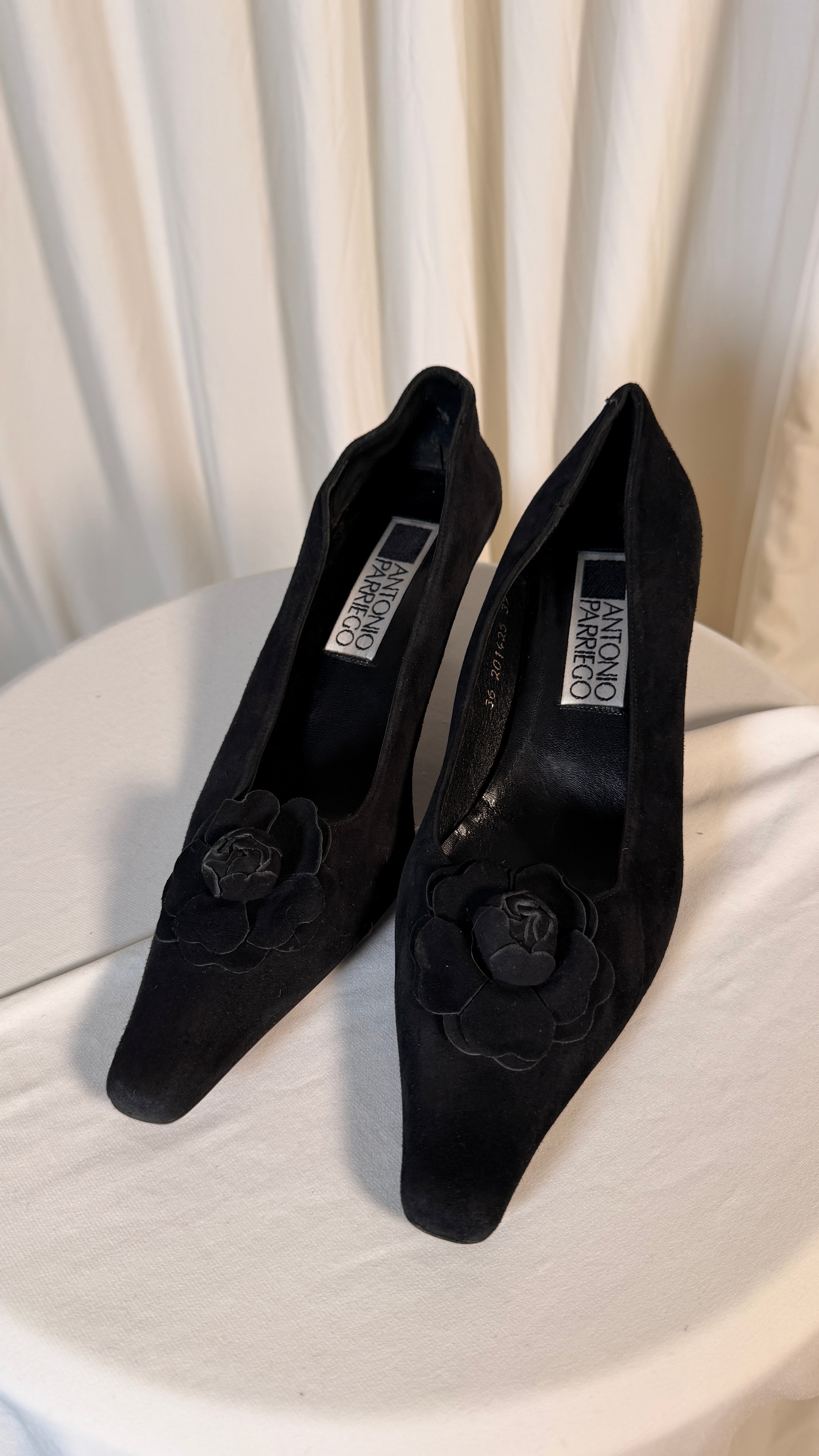 Flower Kitten Heals [37]