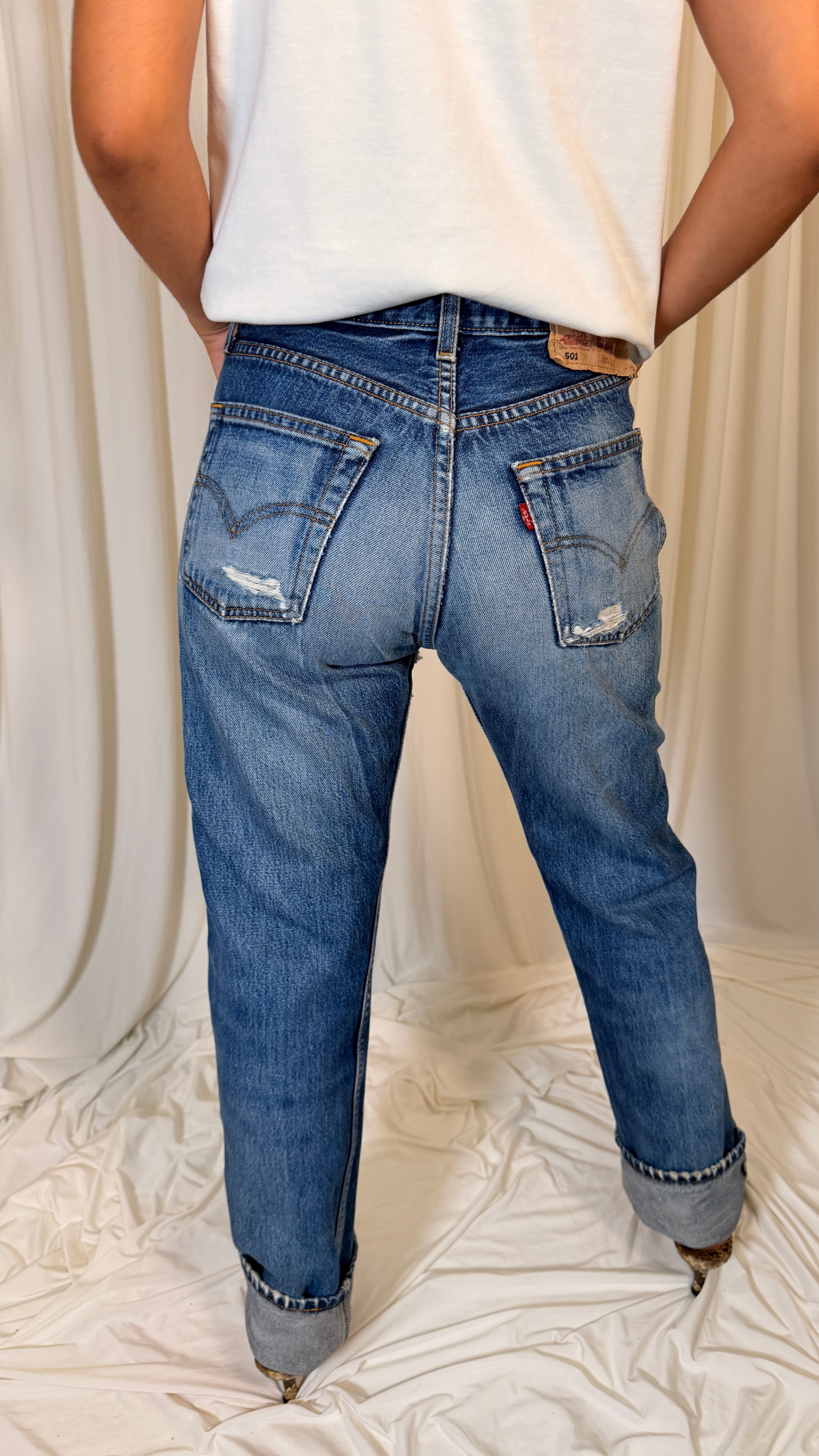 Blue Vintage Levi’s 501 [36]