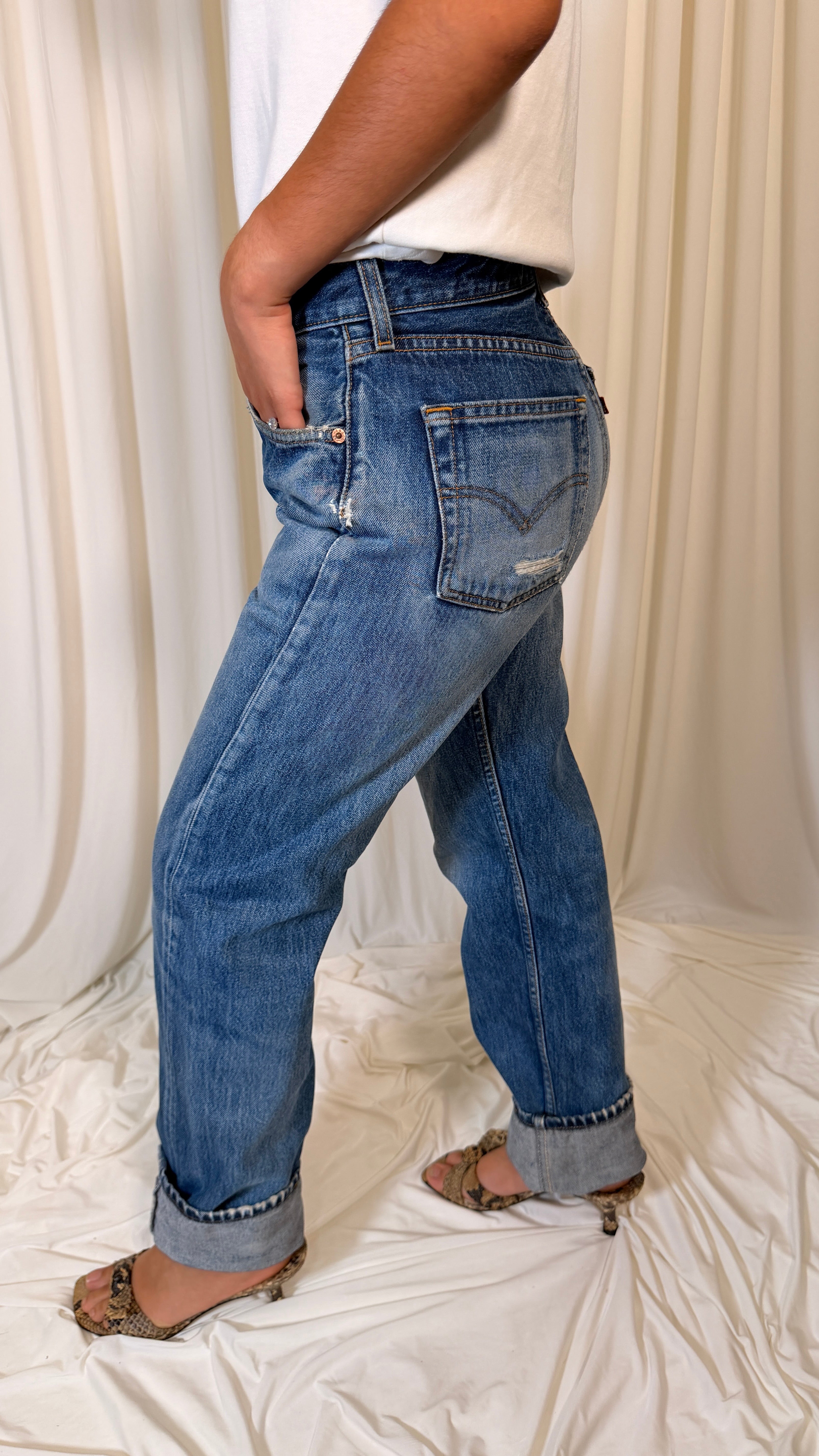 Blue Vintage Levi’s 501 [36]