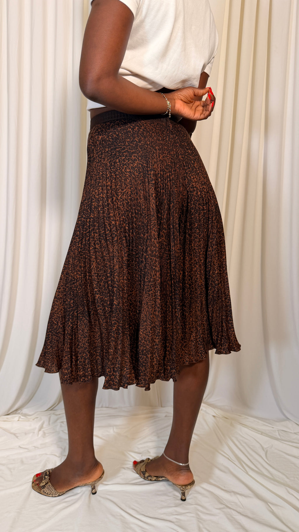 Vintage pleated Jorts [36]