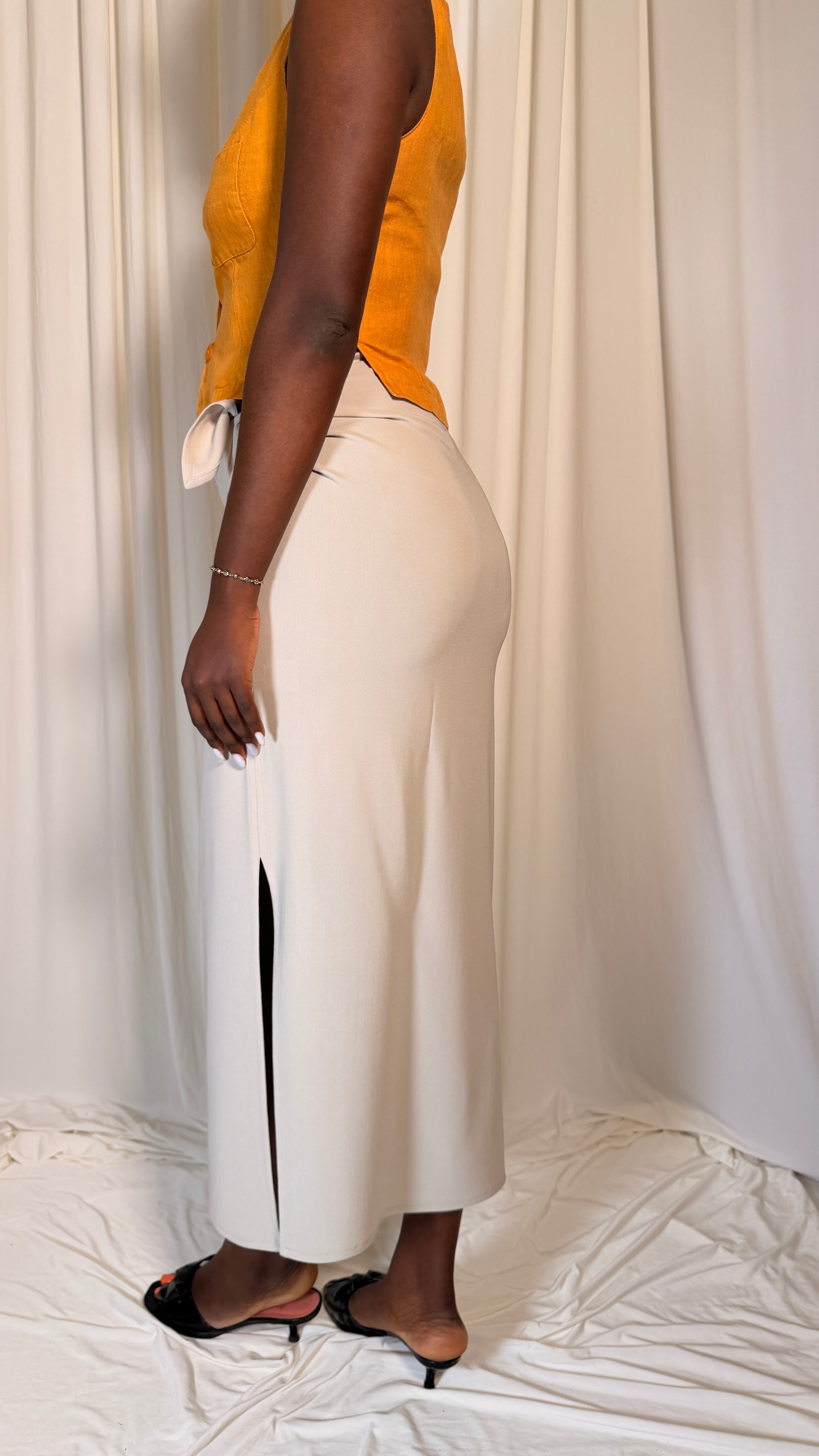 Vintage Cream Skirt [S/M]