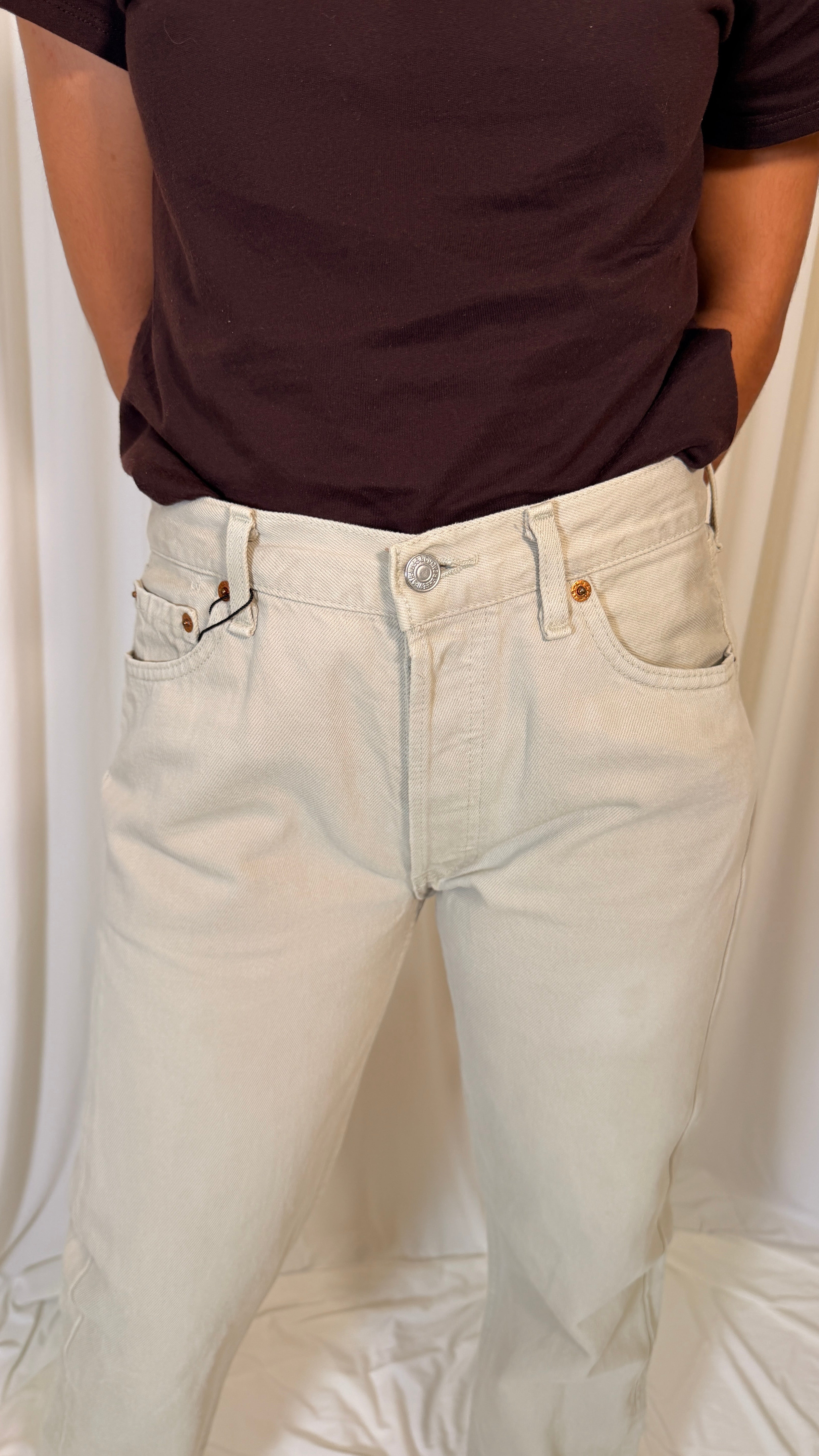 Cream Levi’s 501  Jeans [36]