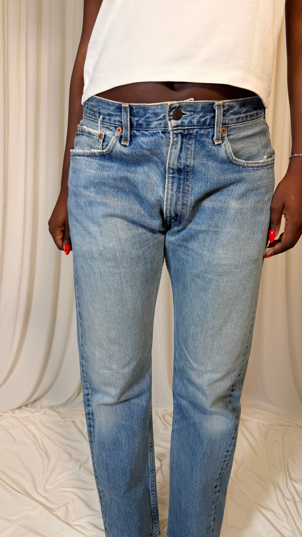 Vintage Levi’s 505 Jeans [40]