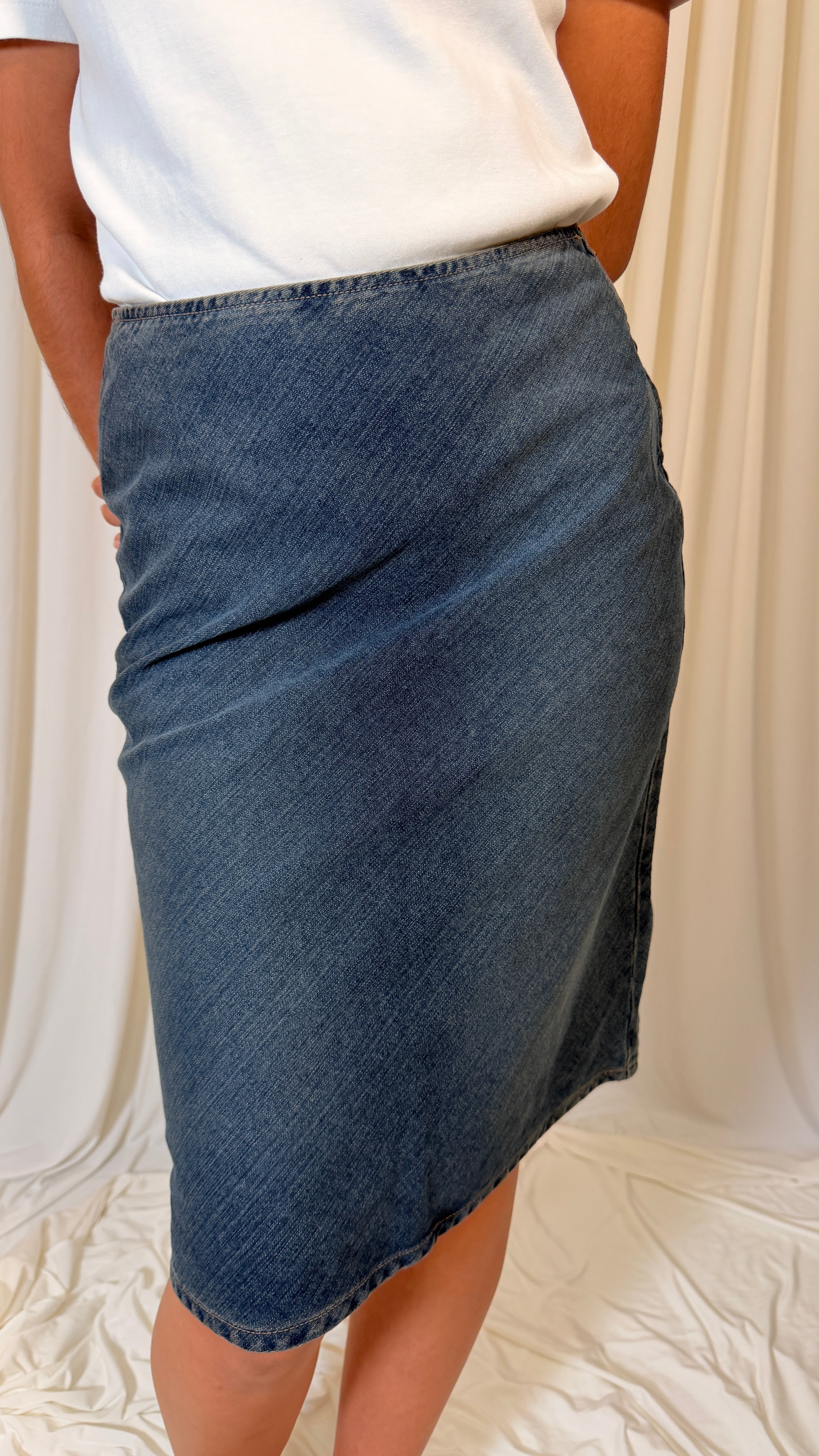 90s Vintage Denim Skirt [34]
