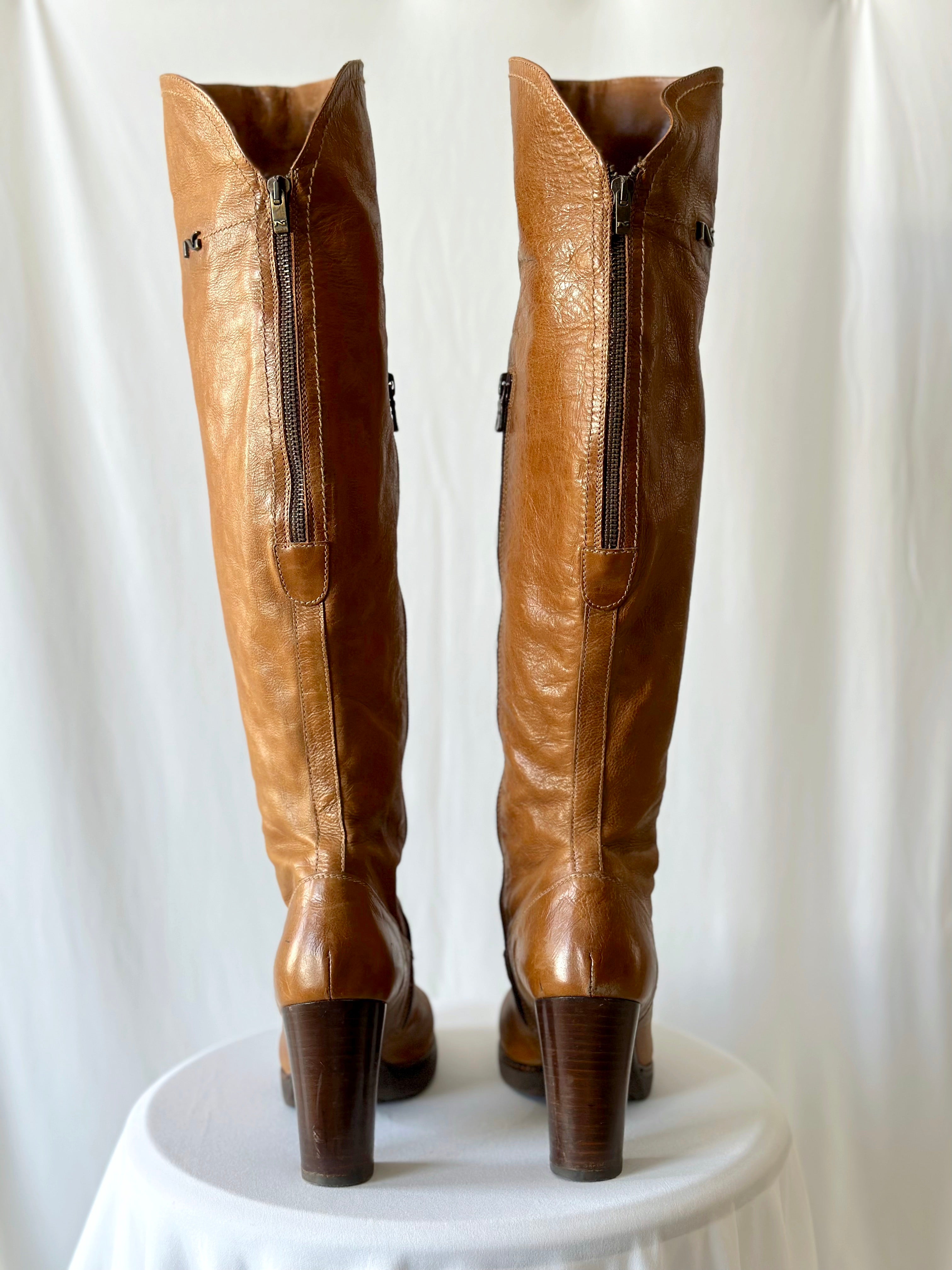 Knee High Boots [39]