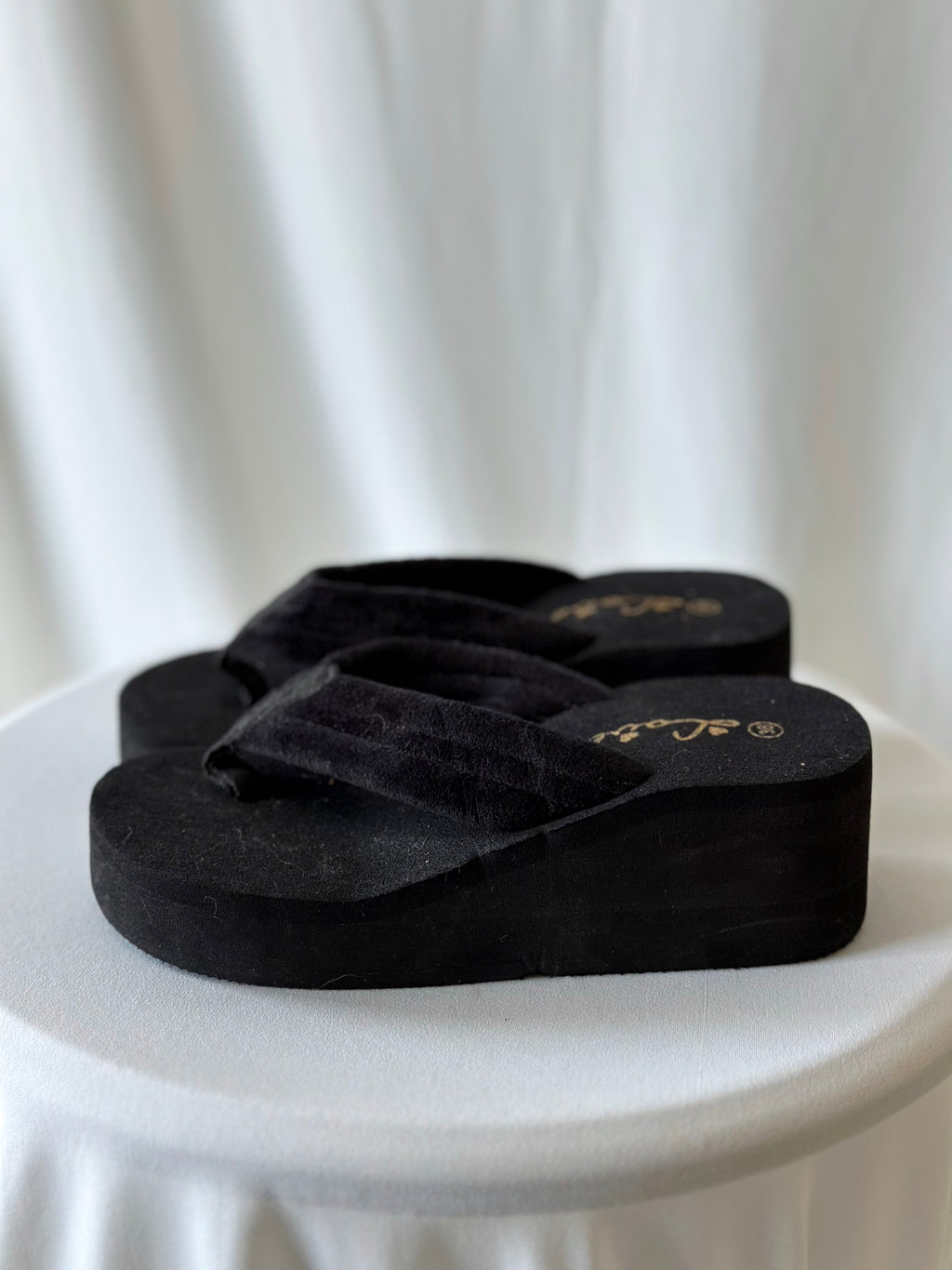 Flatforms Sandals [36]