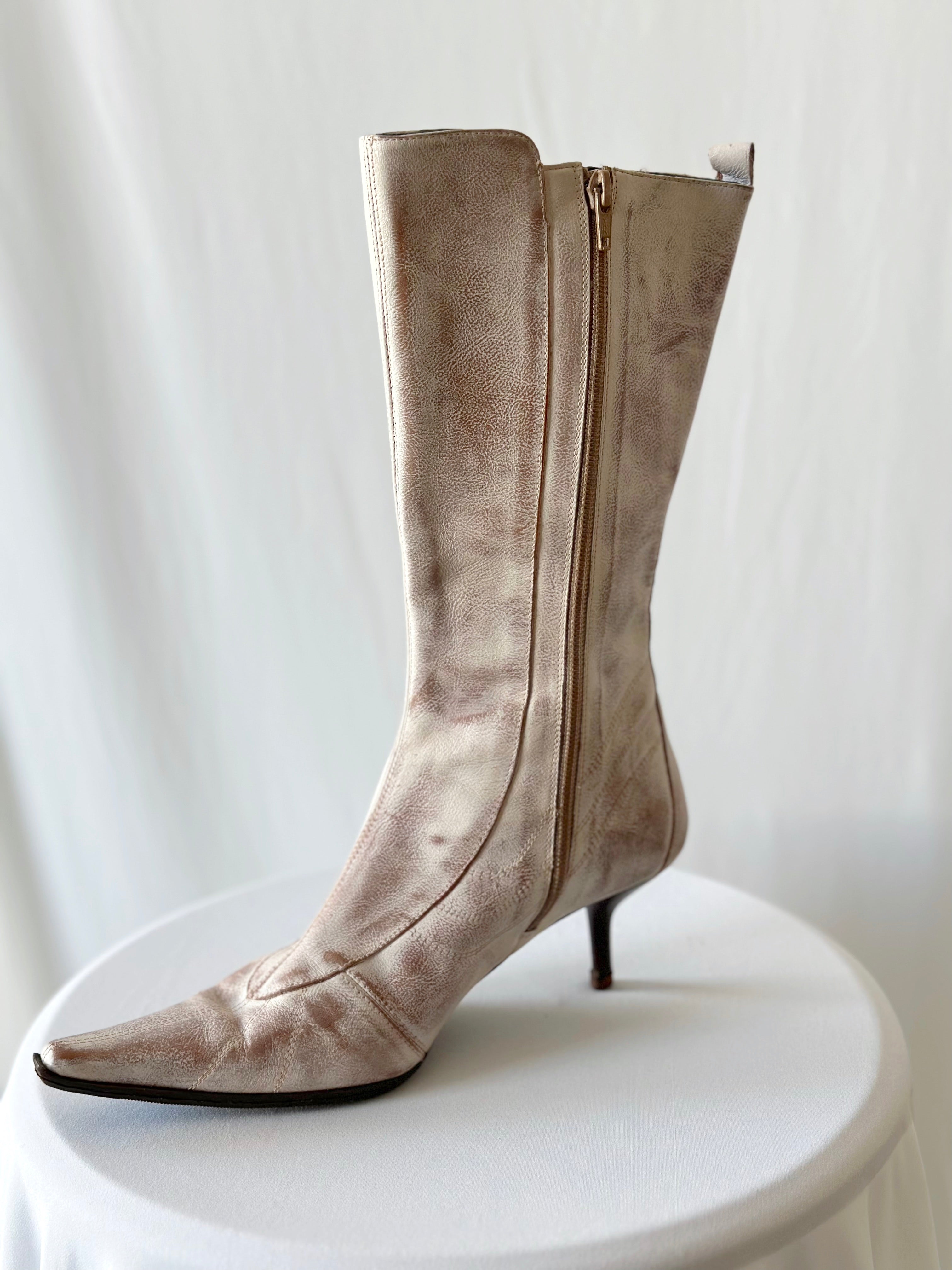 Pointy Leather Boots [38]