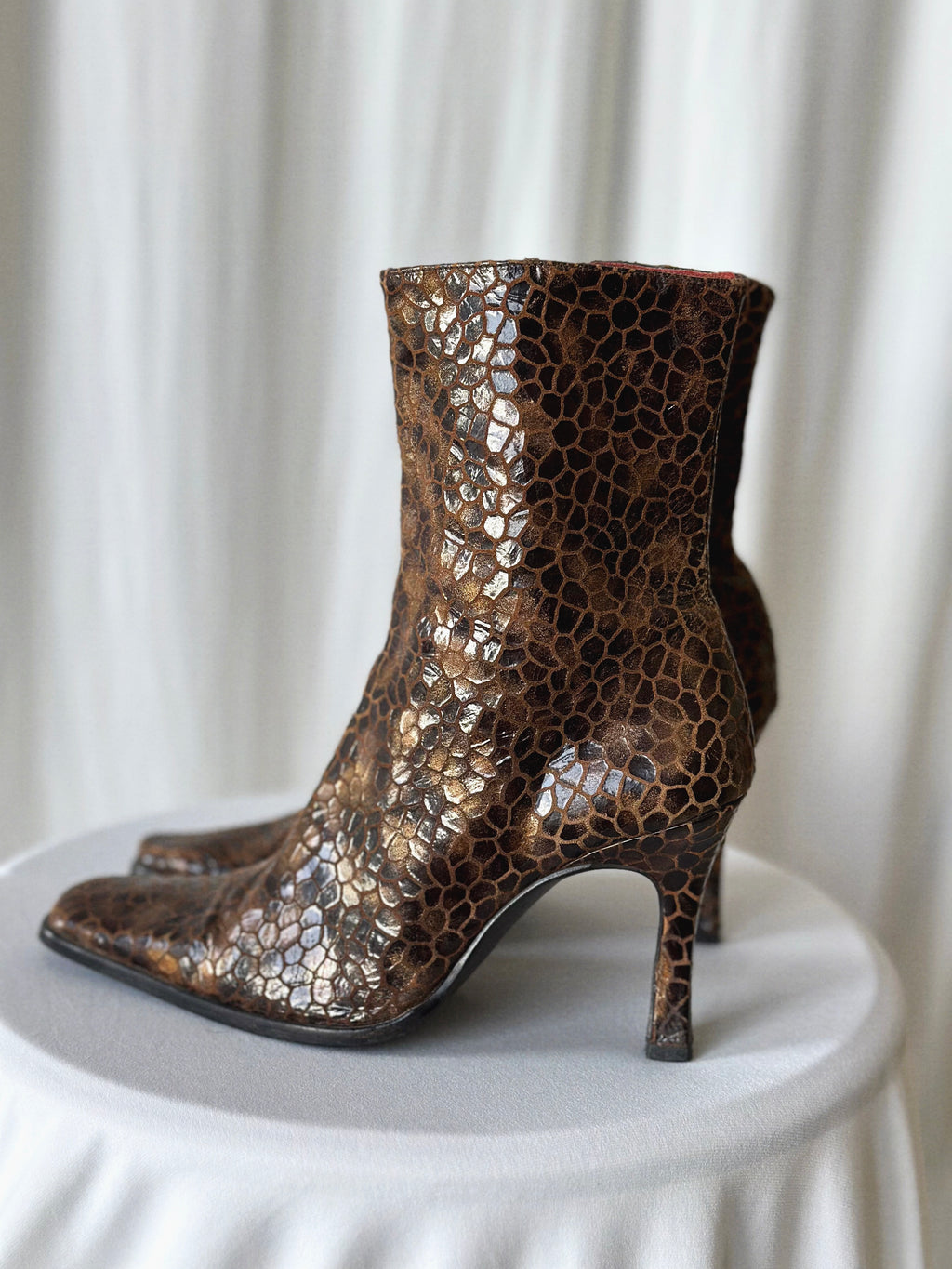 Leather Ankle Boots [39]