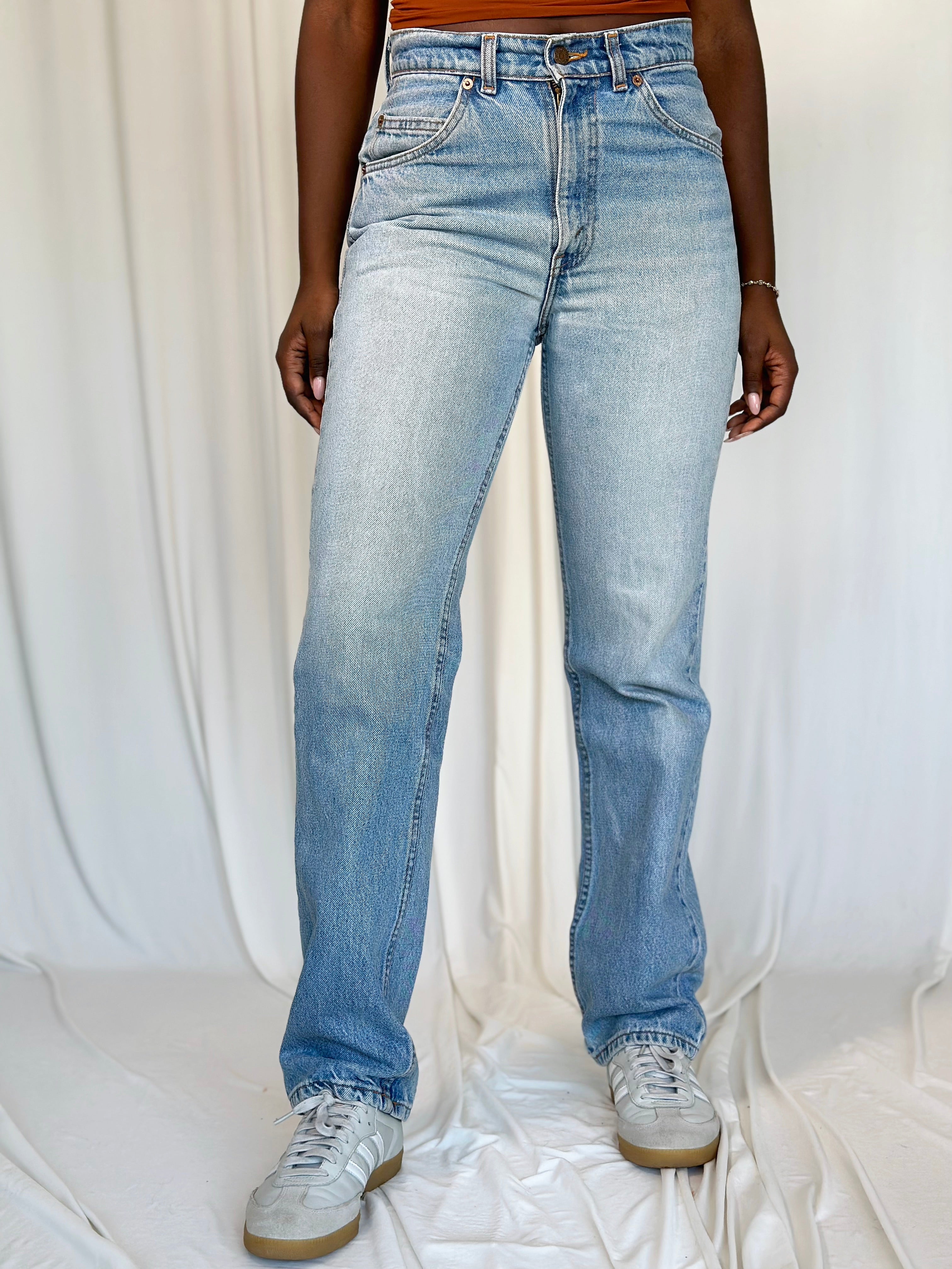 Vintage Levi Jeans [38]