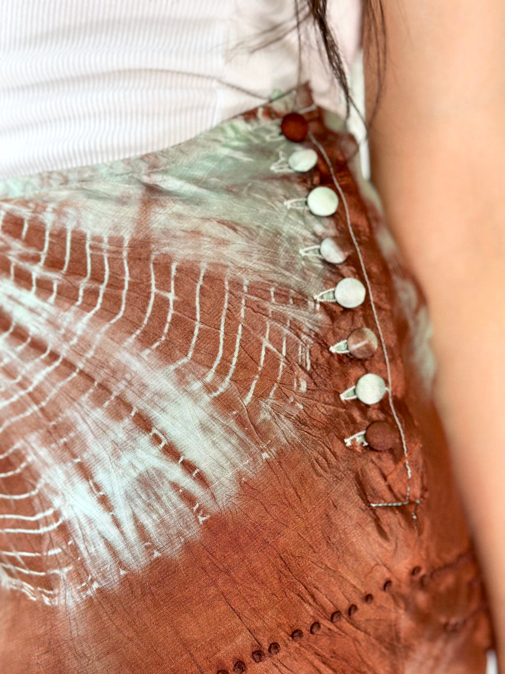 Jupe de teinture en soie [36]