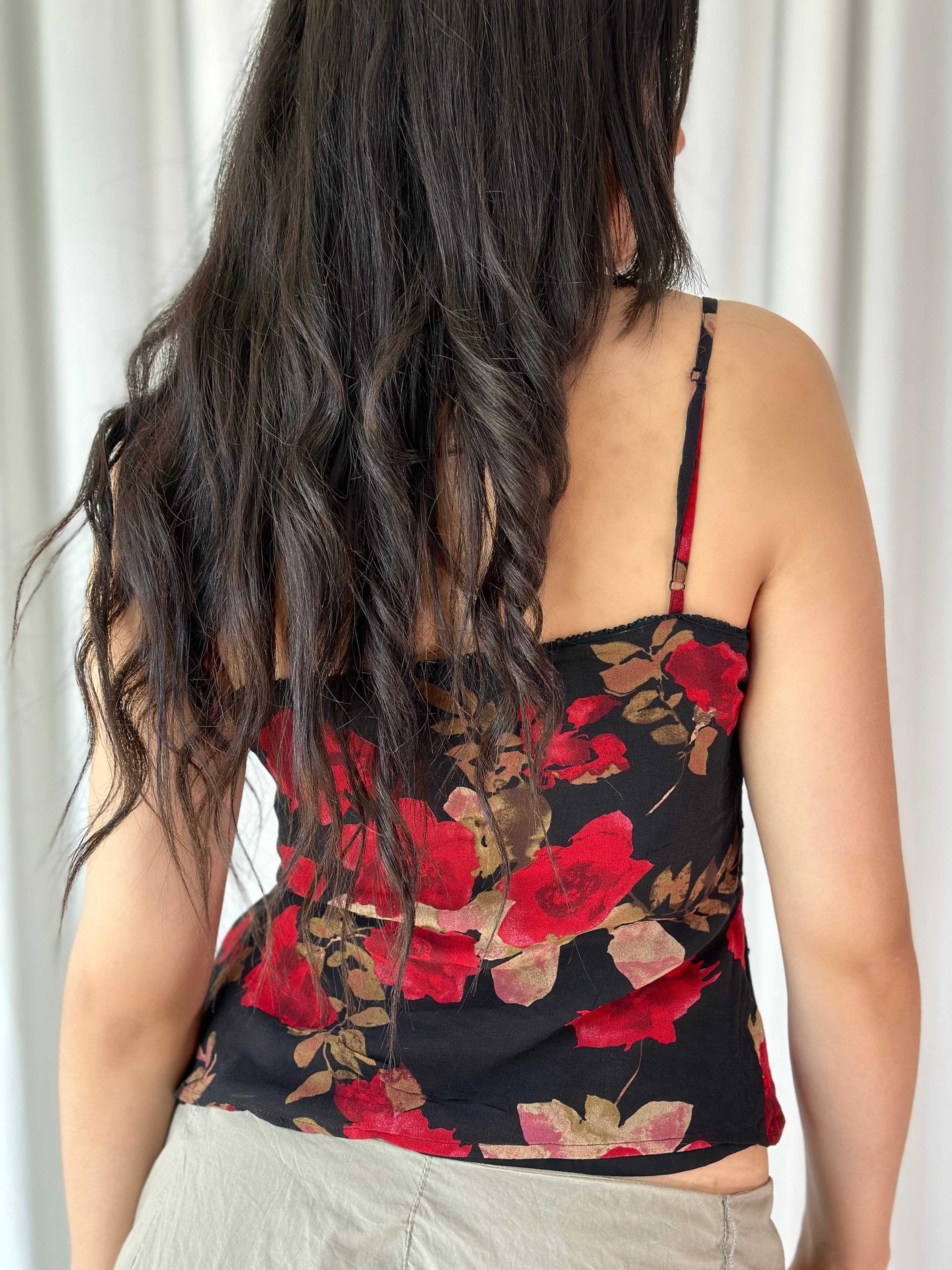 Haut en dentelle de soie [M]