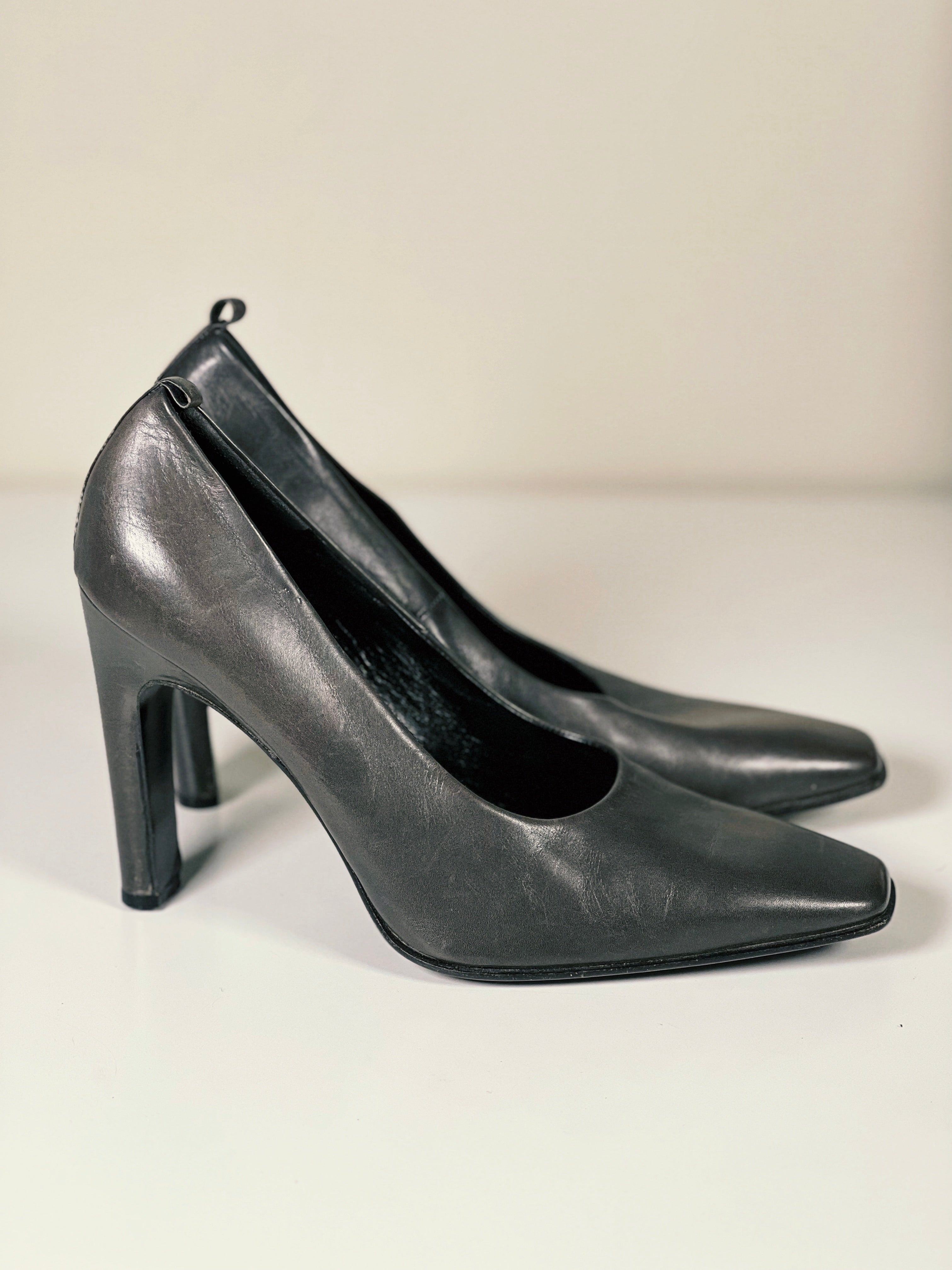 Vintage Grey Heels [39]