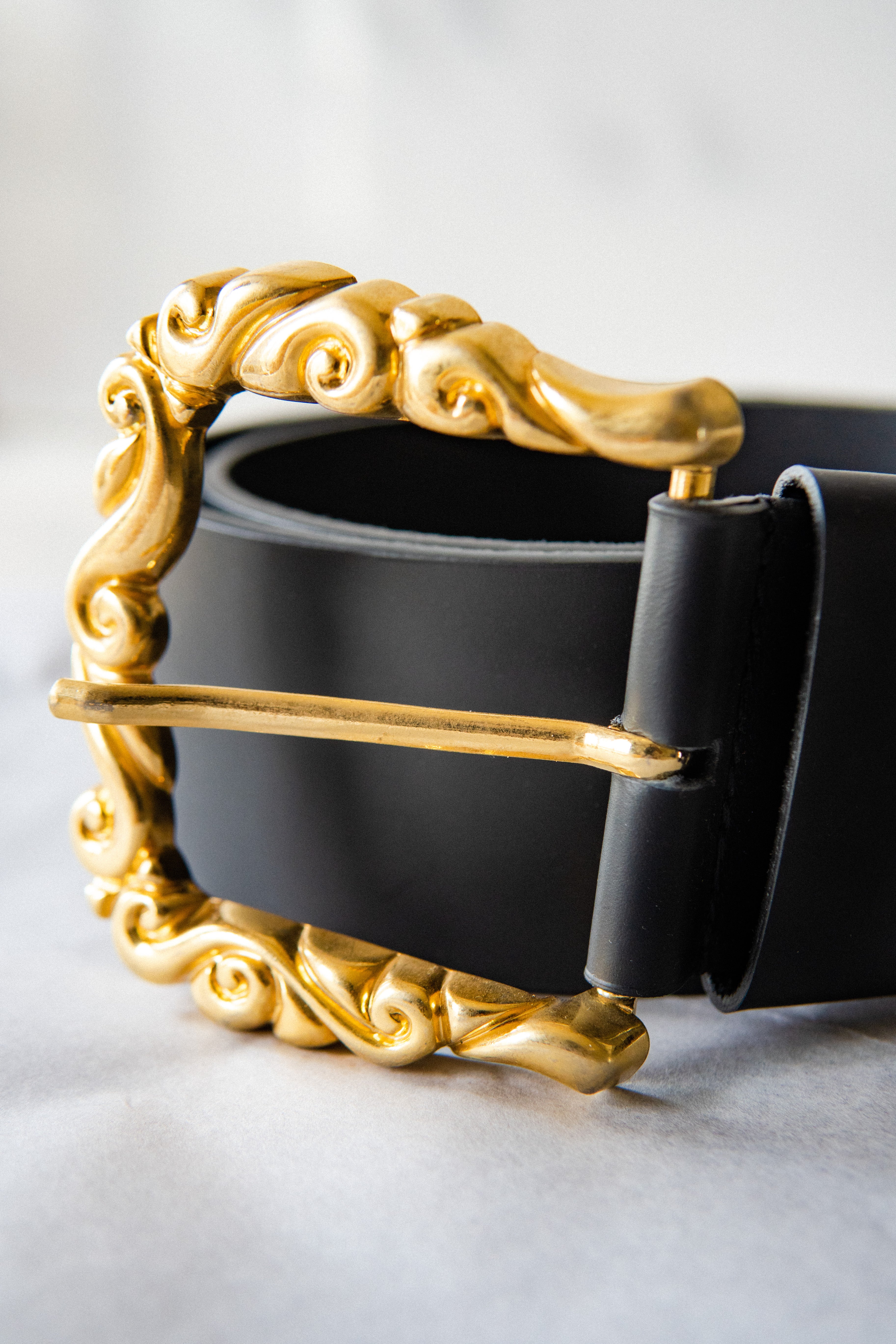 Timeless Gold Leather Belt