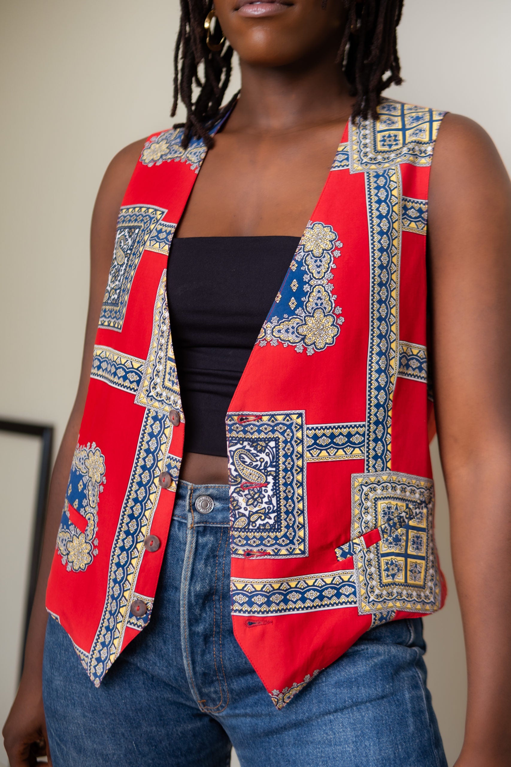 Medallion 100% silk vest [L]